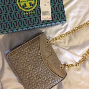 Tory burch sling bag